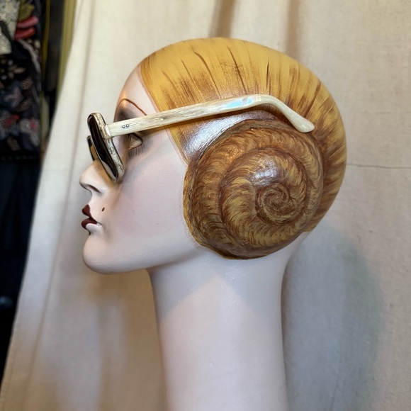 Vintage Selecta Sunglasses - Picture 3 of 8